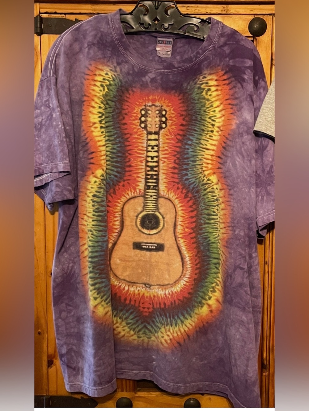 The dye guitar T Shirt Size XL